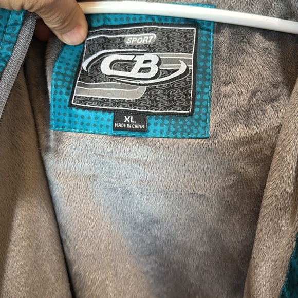 Women’s CB sports jacket. Size XL. 100% teal polyester. Soft lining. Hooded. - Picture 5 of 7